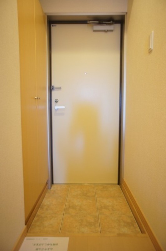 玄関　図面と現状に相違がある場合には現状を優先