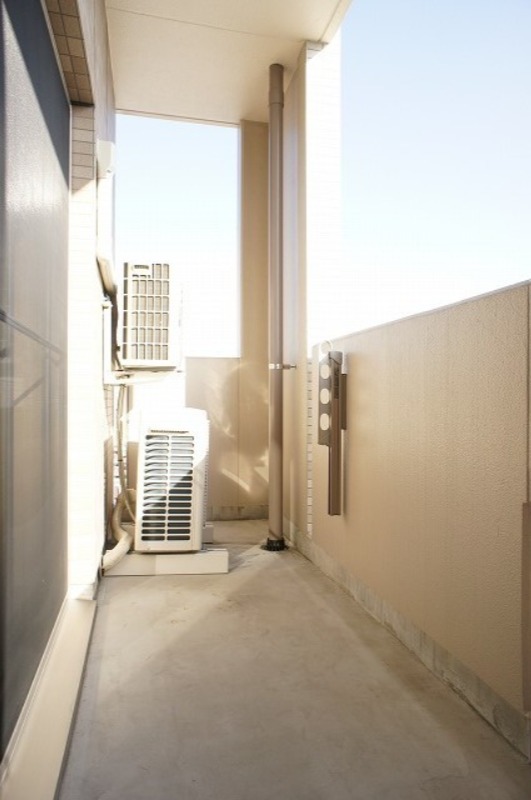 バルコニー　図面と現状に相違がある場合には現状を優先