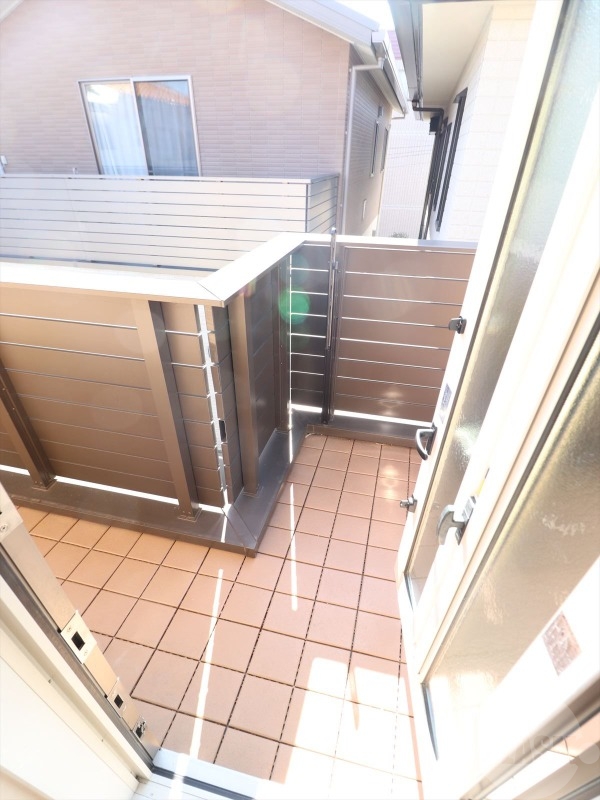 バルコニー　バルコニー