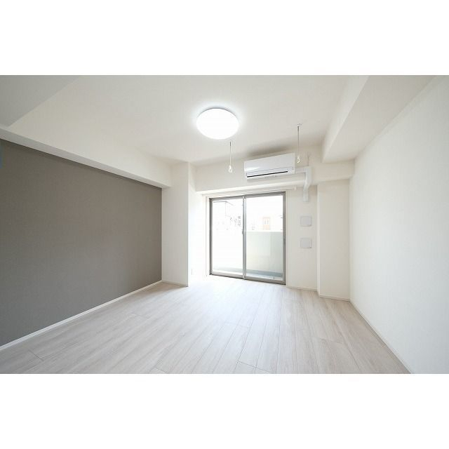 居室・リビング　別室参照