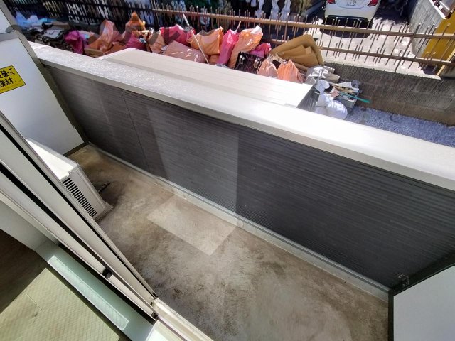 バルコニー　別部屋同間取り