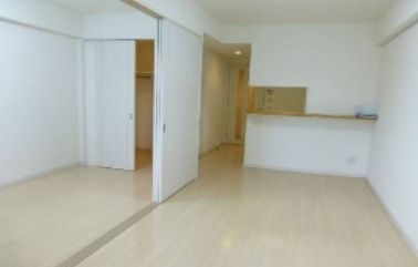 居室・リビング　☆明るい居室☆