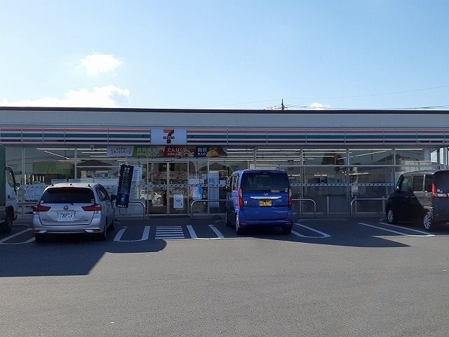 コンビニ　セブンイレブン壬生バイパス店（コンビニ）まで500m