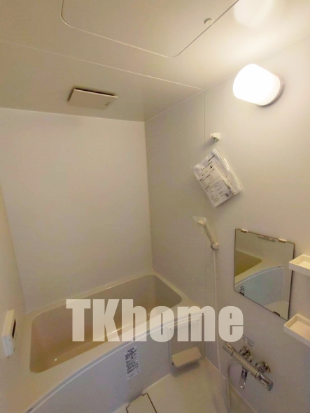 バス・シャワールーム　新規交換した浴室　追い炊き機能付き