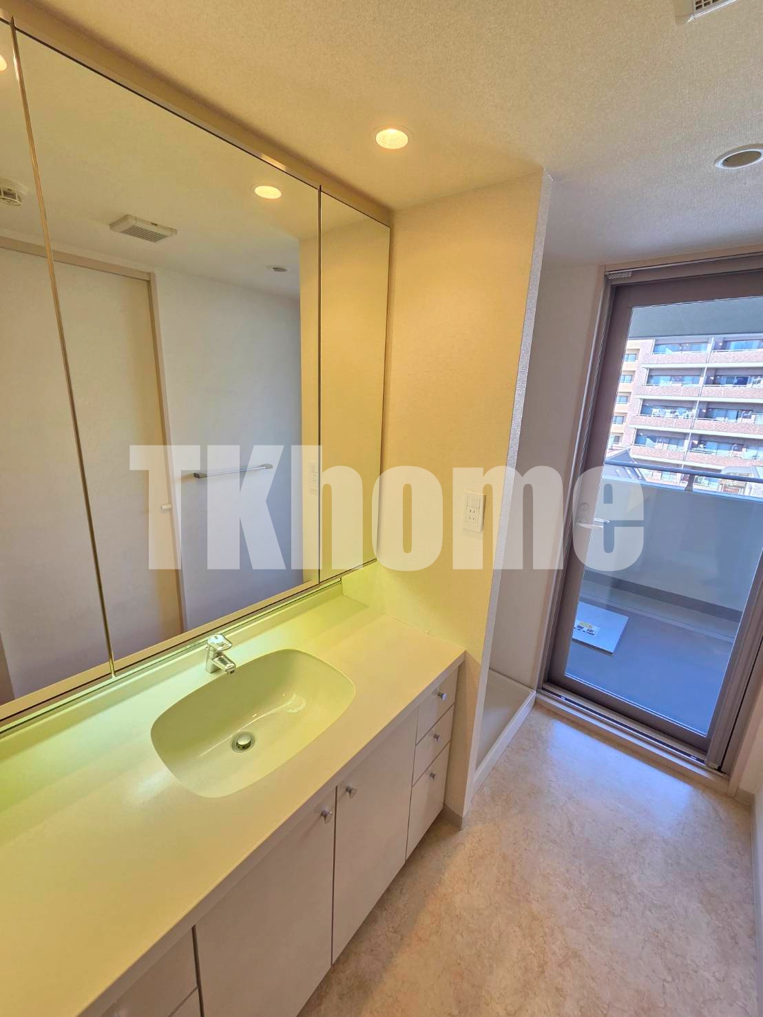 洗面設備　※同建物参考画像