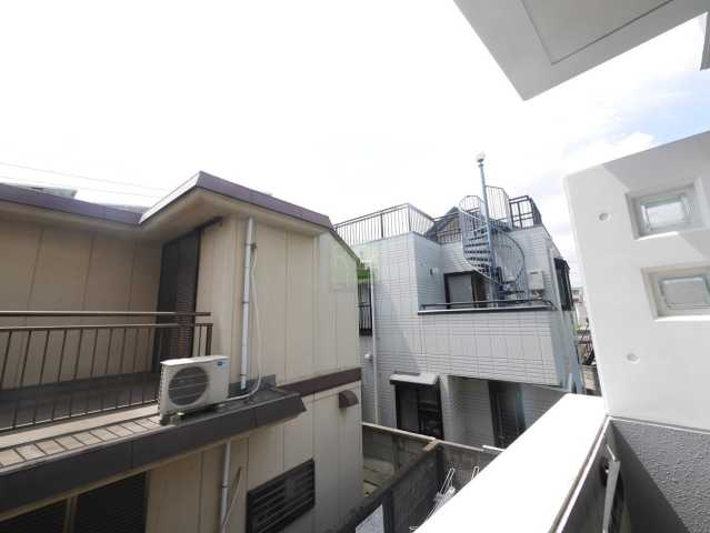 エントランス　室内見学承ります。当店掲載物件以外もまとめてお問合頂けます。