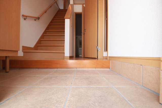 玄関　※別室の参考写真の為、現況優先です。