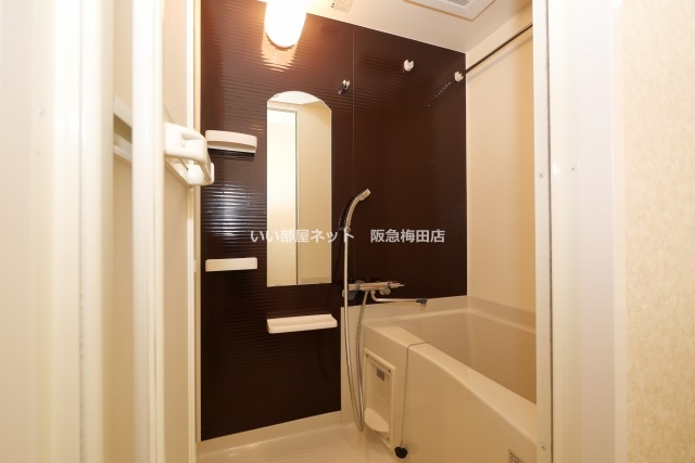 バス・シャワールーム　画像と現状が異なる場合は現状優先となります。