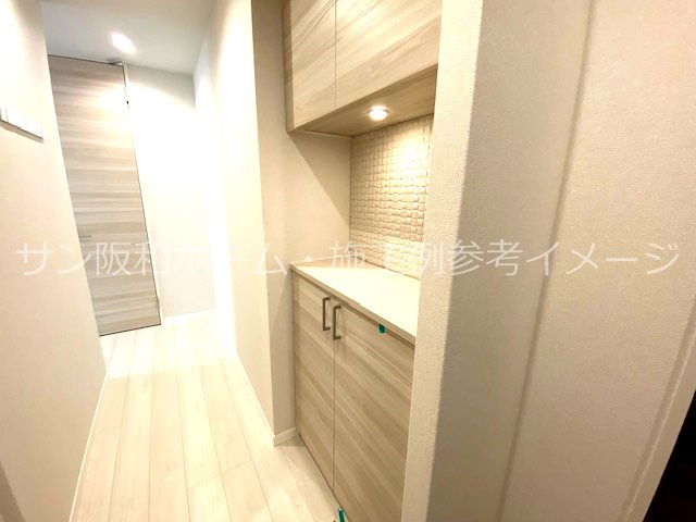 玄関　同メーカー施工例参考イメージ画像