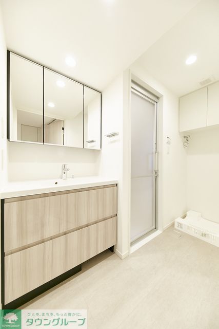 洗面設備　※写真は同タイプ住戸です。