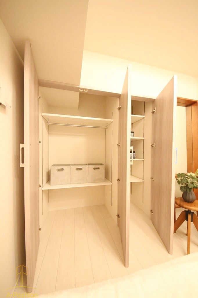 収納　プレディアコート本町