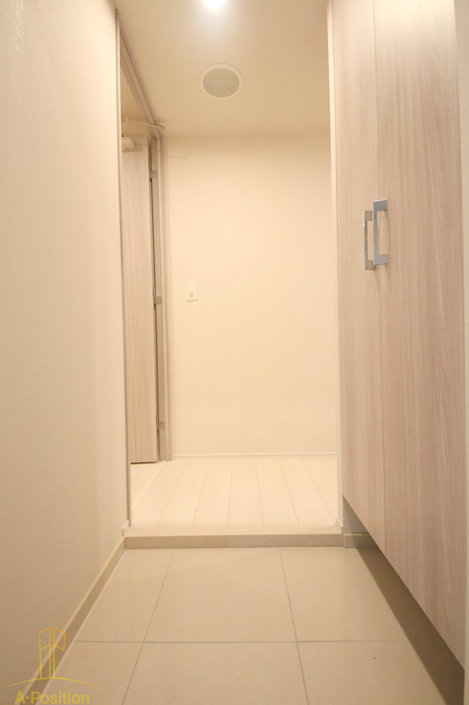 玄関　プレディアコート本町