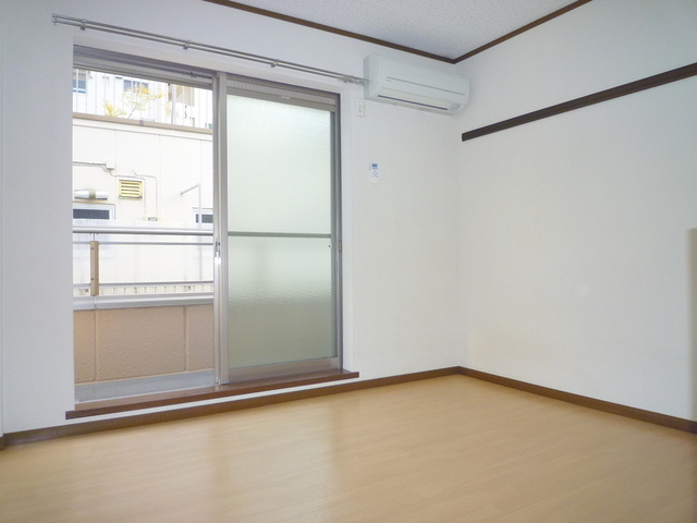 その他部屋・スペース　★キレイなフローリング調の角部屋です★