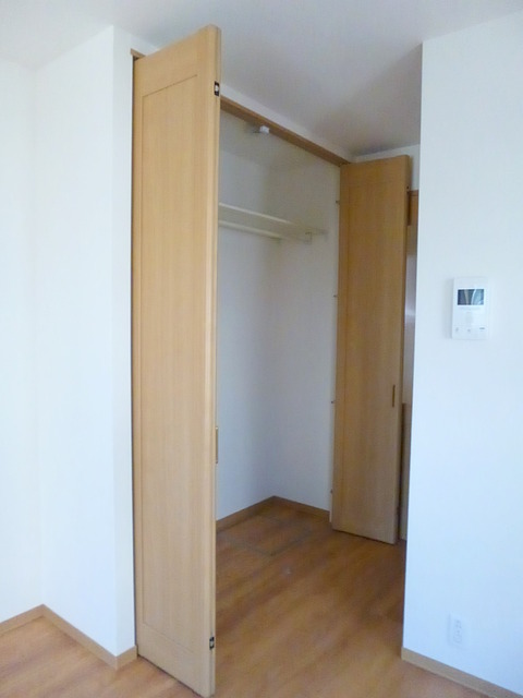 収納　★天井までのたっぷり収納★