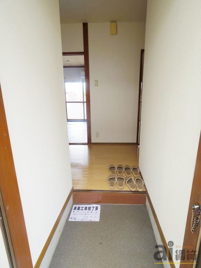 玄関　※同仕様写真です