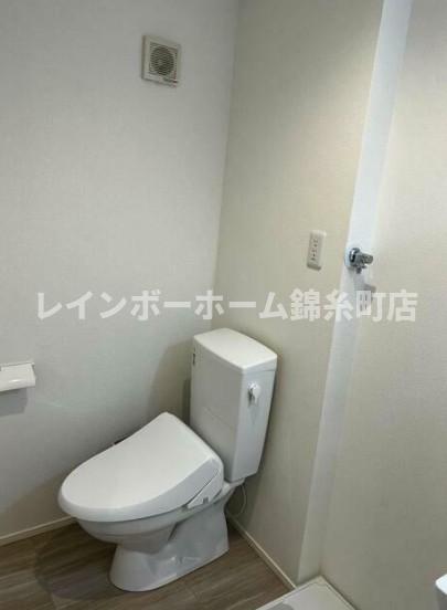 トイレ　※建築中のため同施工会社参考写真となります。