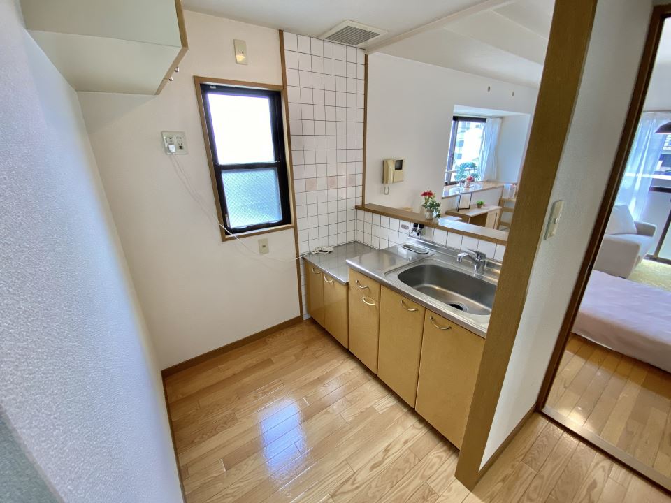 キッチン　２畳のキッチン　カウンター型です