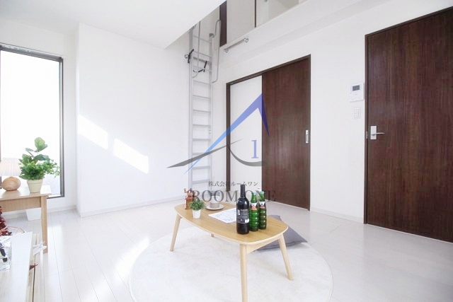 その他　（家具・小物はイメージです）