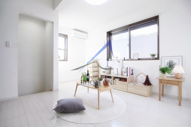 居室・リビング　洋室のお部屋です。（家具・小物はイメージです）