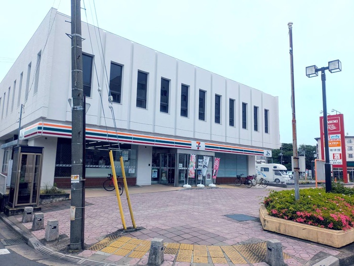 公園　セブンイレブン（公園）まで550m