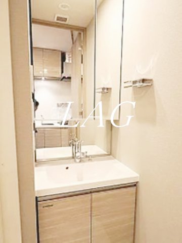 洗面設備　洗面台です。