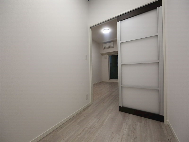 その他部屋・スペース　ＬＤＫ10.5帖　洋室3帖　エアコン完備