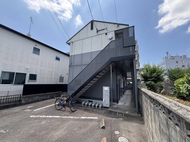 銀行　（株）西日本シティ銀行／太宰府支店（銀行）まで411m