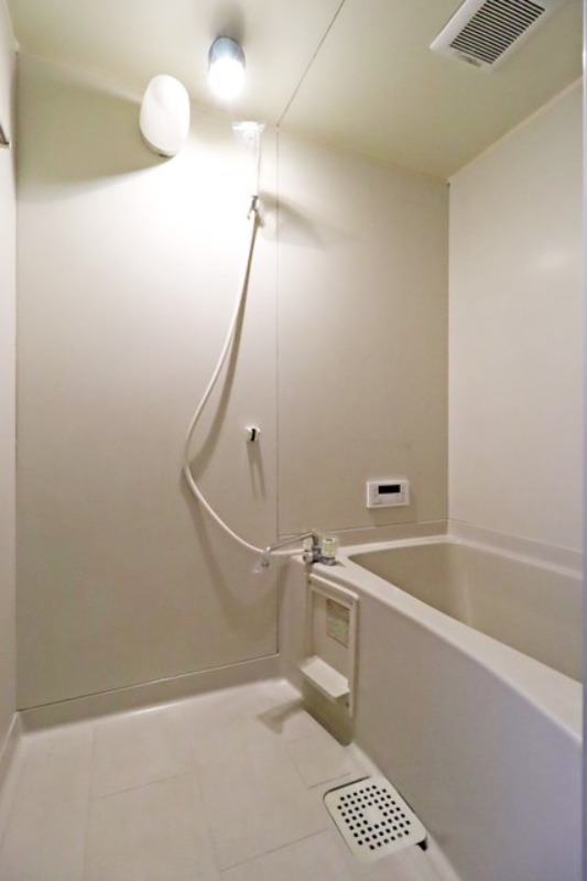 バス・シャワールーム　図面と現状に相違がある場合には現状を優先