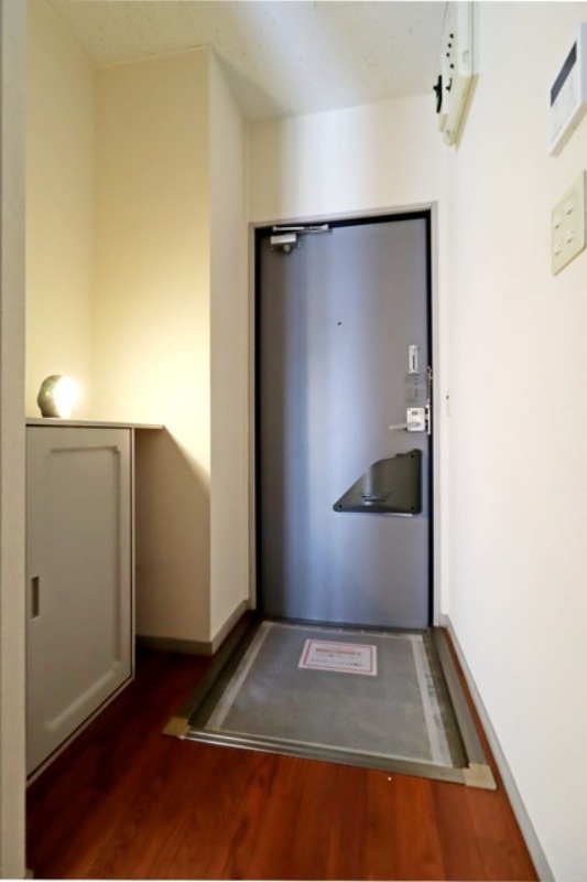 玄関　図面と現状に相違がある場合には現状を優先