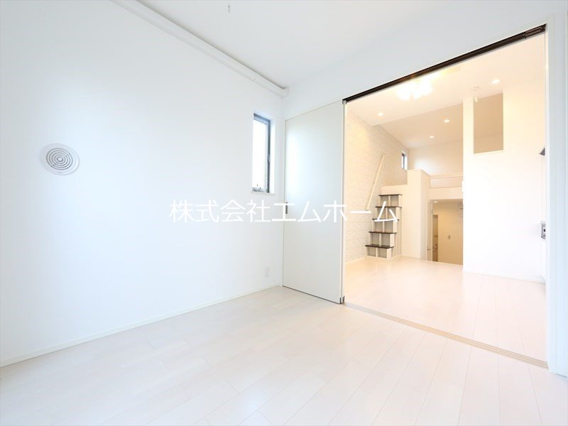 その他部屋・スペース　洋室4帖　ウォークインクローゼット（収納充実）　同型写真