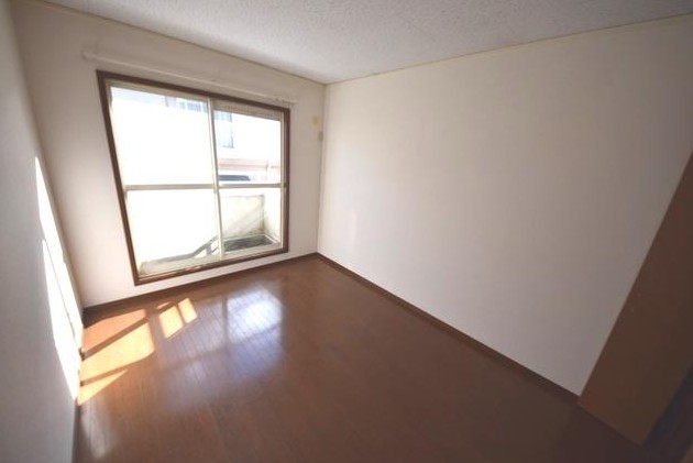 居室・リビング　お部屋の感じは