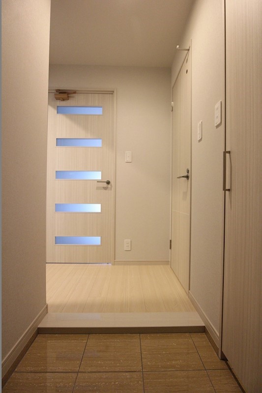 玄関　玄関※参考写真