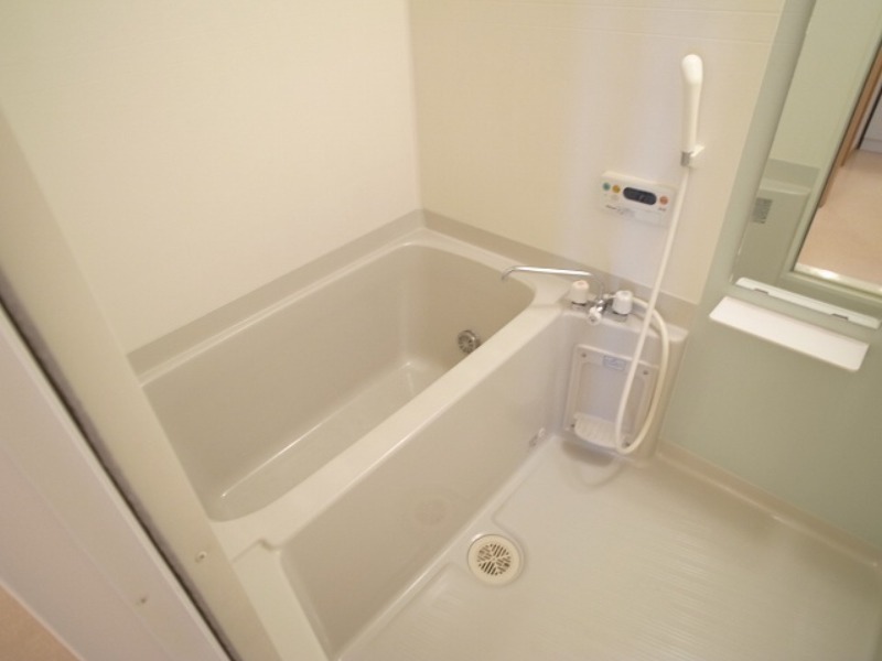 バス・シャワールーム　図面と現状に相違がある場合には現状を優先