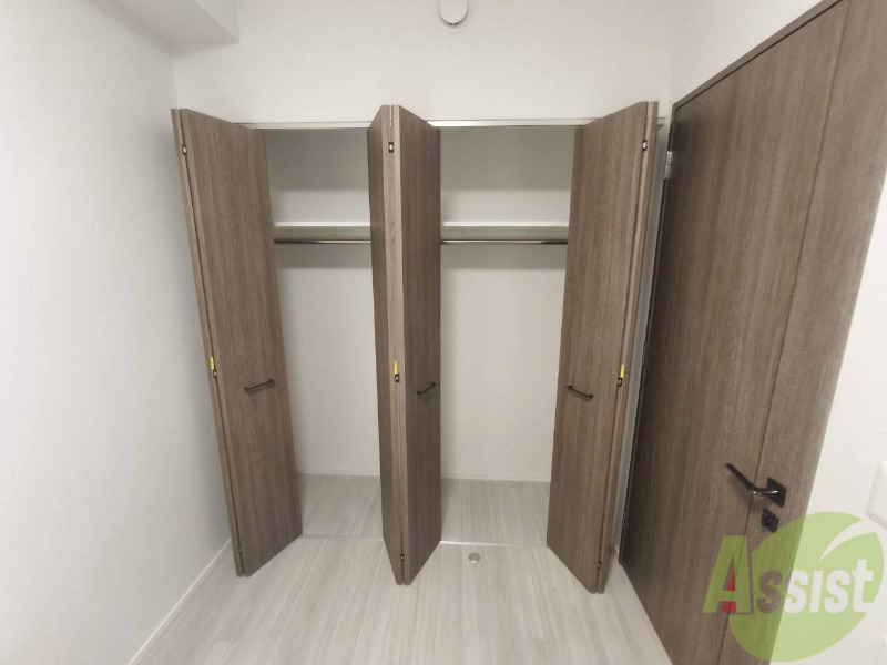 収納　寝室のクローゼットにたくさん収納出来ますね！