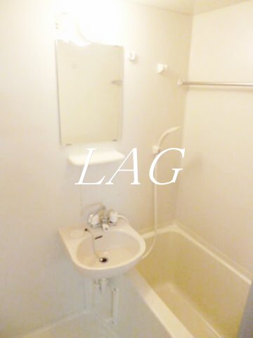 バス・シャワールーム　お風呂です。