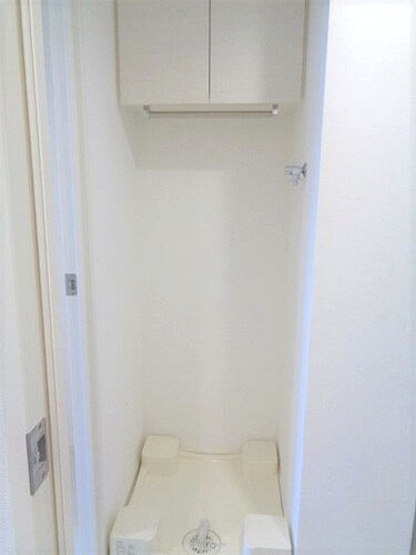 その他設備　洗濯機置き場　※新築時同タイプ別部屋2022.12撮影