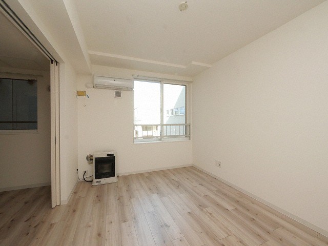 居室・リビング　築浅で、綺麗な内装のリビングになっています♪