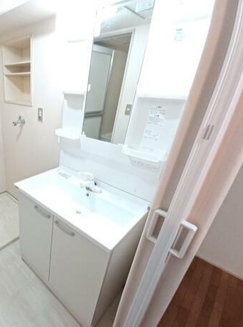 洗面設備　シャンドレ