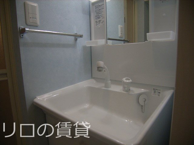 洗面設備　同型タイプ