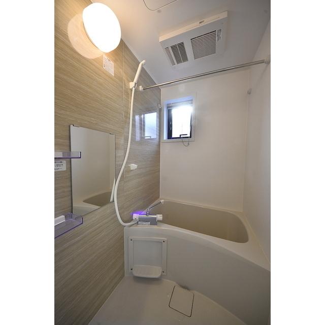 バス・シャワールーム　バス