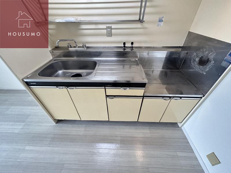 キッチン　同施工会社・同型モデルの室内です。（参考写真・イメージ写真）