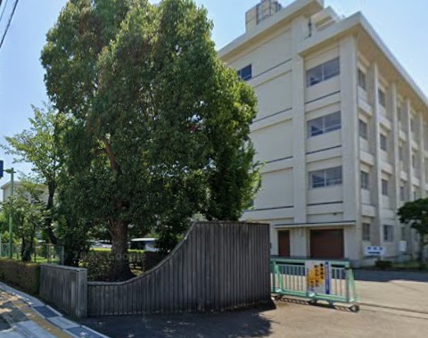 高校・高専　神奈川県立伊志田高校（高校・高専）まで552m