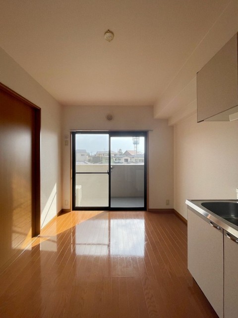 その他部屋・スペース　【ダイニングキッチン】※写真は同間取り反転タイプです。