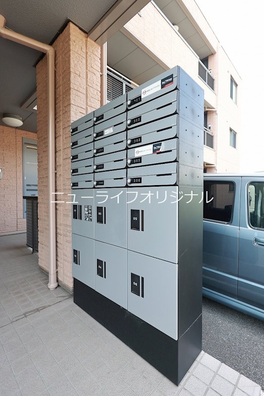 その他共有部分　不在時のお荷物も受け取れる宅配ボックス付です！