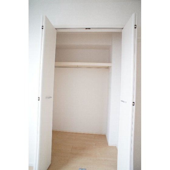 収納　洋室の収納