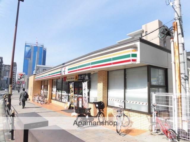 コンビニ　セブンイレブン（コンビニ）まで401m