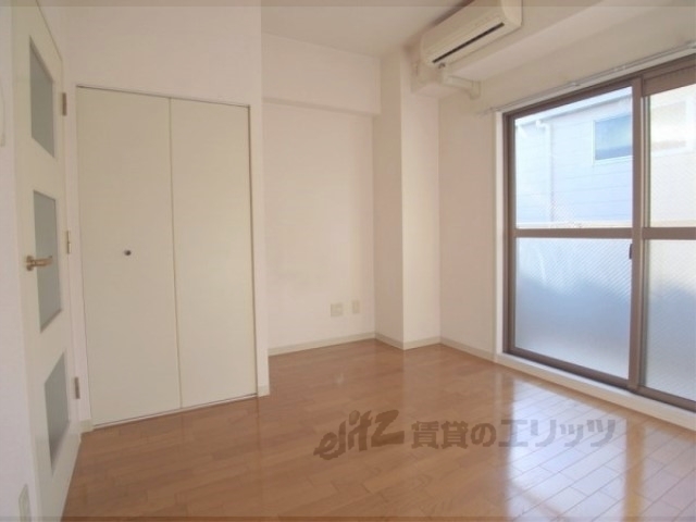 居室・リビング　洋室