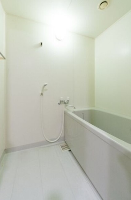 バス・シャワールーム　日々の疲れを癒されてください。