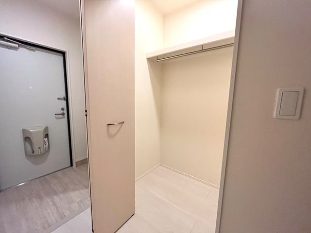 玄関　明るい玄関です