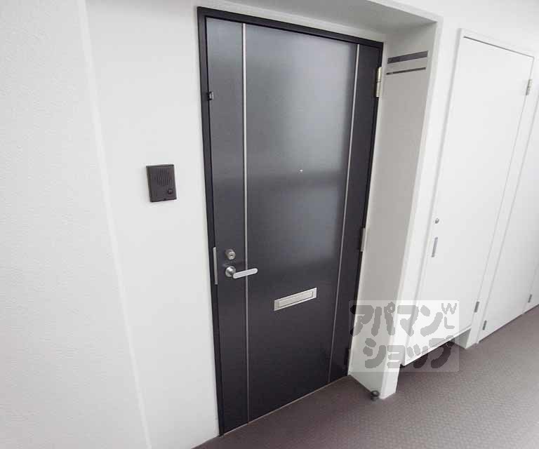 その他設備　玄関ドアです！